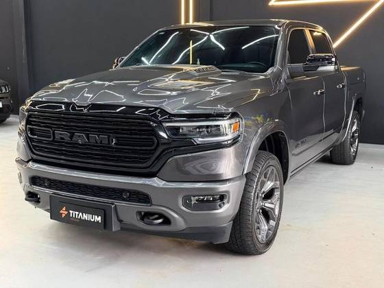 RAM 1500 5.7 V8 GASOLINA LIMITED NIGHT EDITION CD 4X4 AUTOMÁTICO